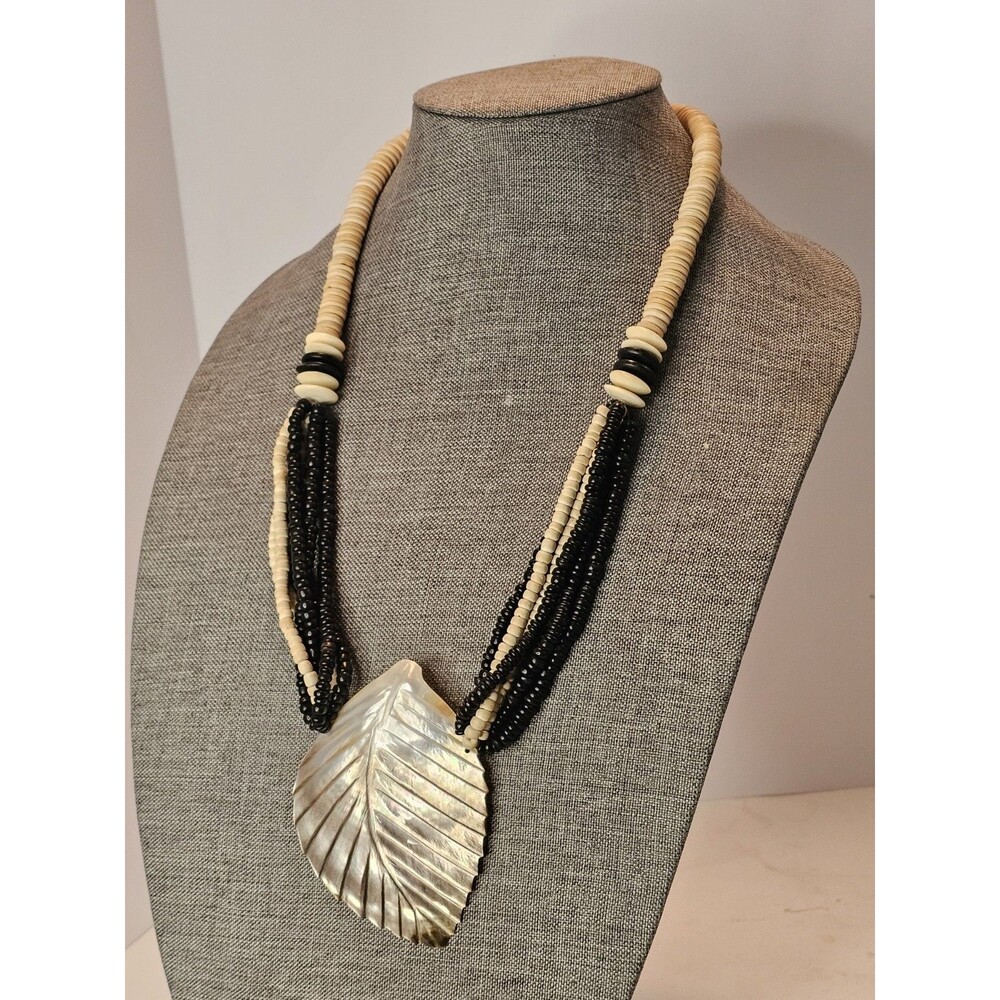 VTG 28" Hand-Carved Mother of Pearl Shell & Natural Wood Heishi Bead Necklace